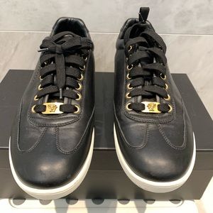 Versace men’s 42.5 sneakers